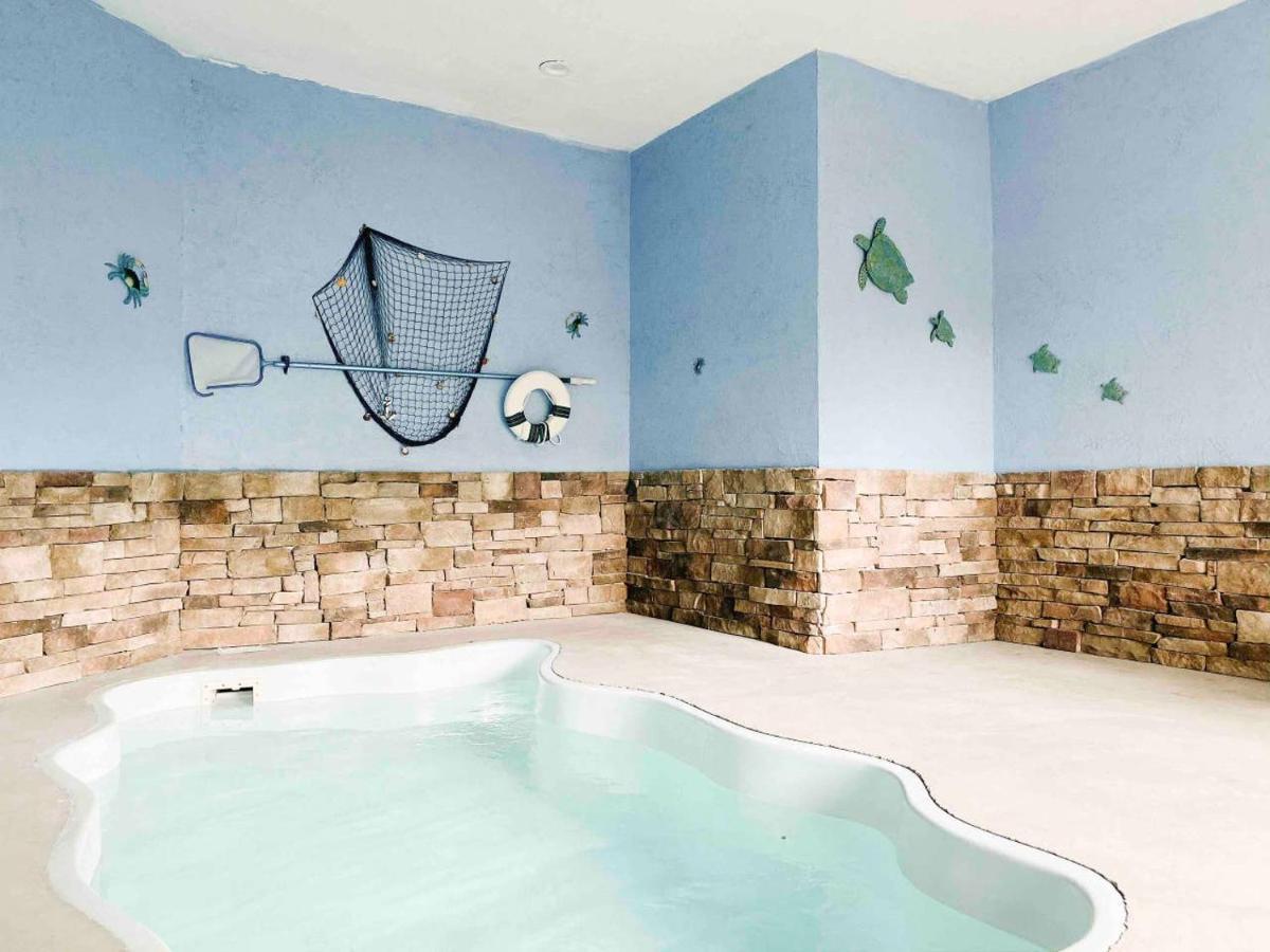 Splash Of Moonshine -Heated Indoor Pool, Hot Tub, Arcade Game Room Пиджен-Фордж Экстерьер фото