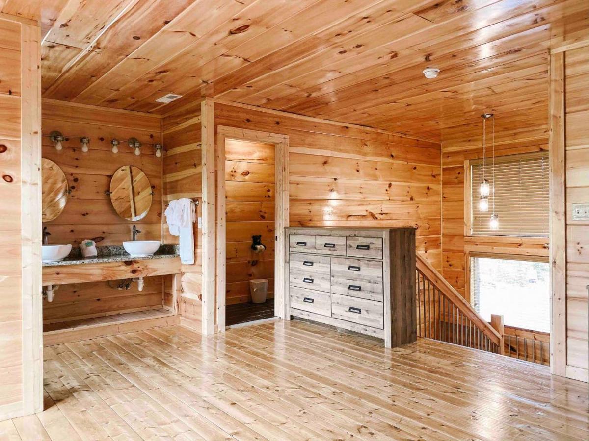 Splash Of Moonshine -Heated Indoor Pool, Hot Tub, Arcade Game Room Пиджен-Фордж Экстерьер фото