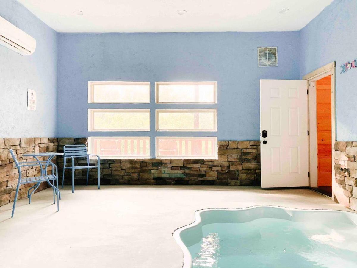 Splash Of Moonshine -Heated Indoor Pool, Hot Tub, Arcade Game Room Пиджен-Фордж Экстерьер фото