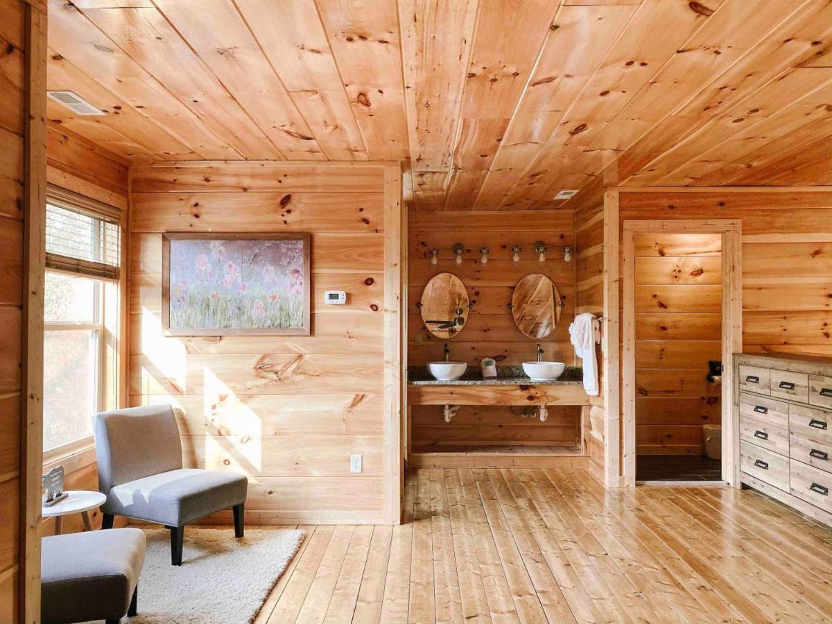 Splash Of Moonshine -Heated Indoor Pool, Hot Tub, Arcade Game Room Пиджен-Фордж Экстерьер фото
